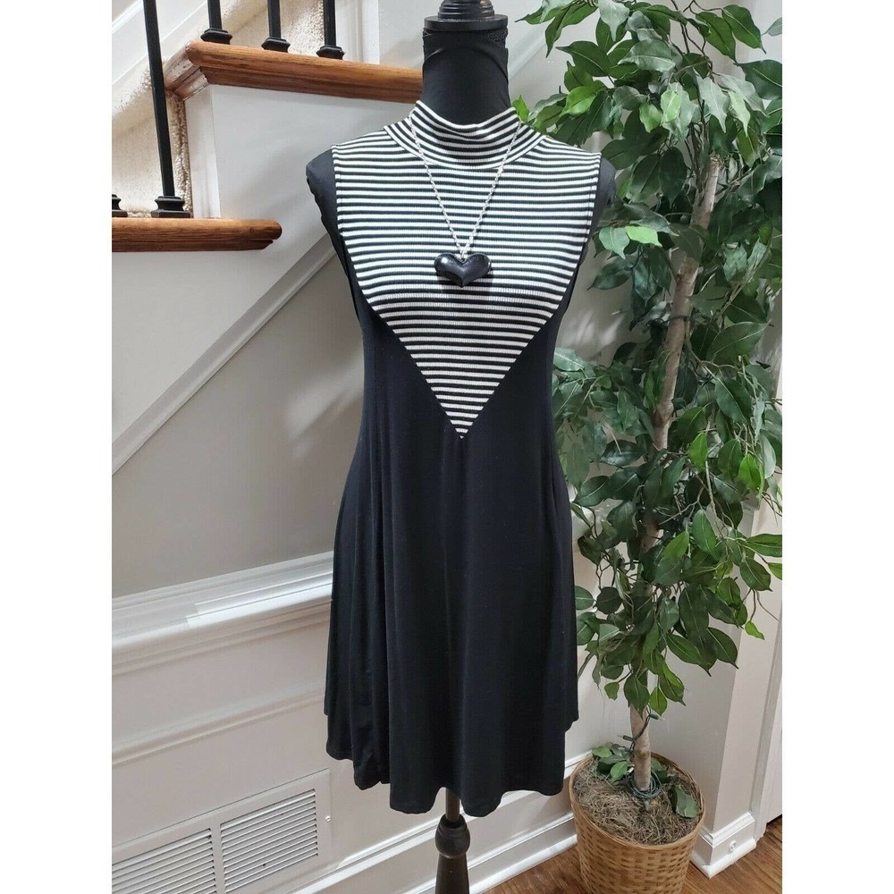 Charlie O Women's White‎ & Black Rayon Sleeveless Mock Neck Knee Length Dress L